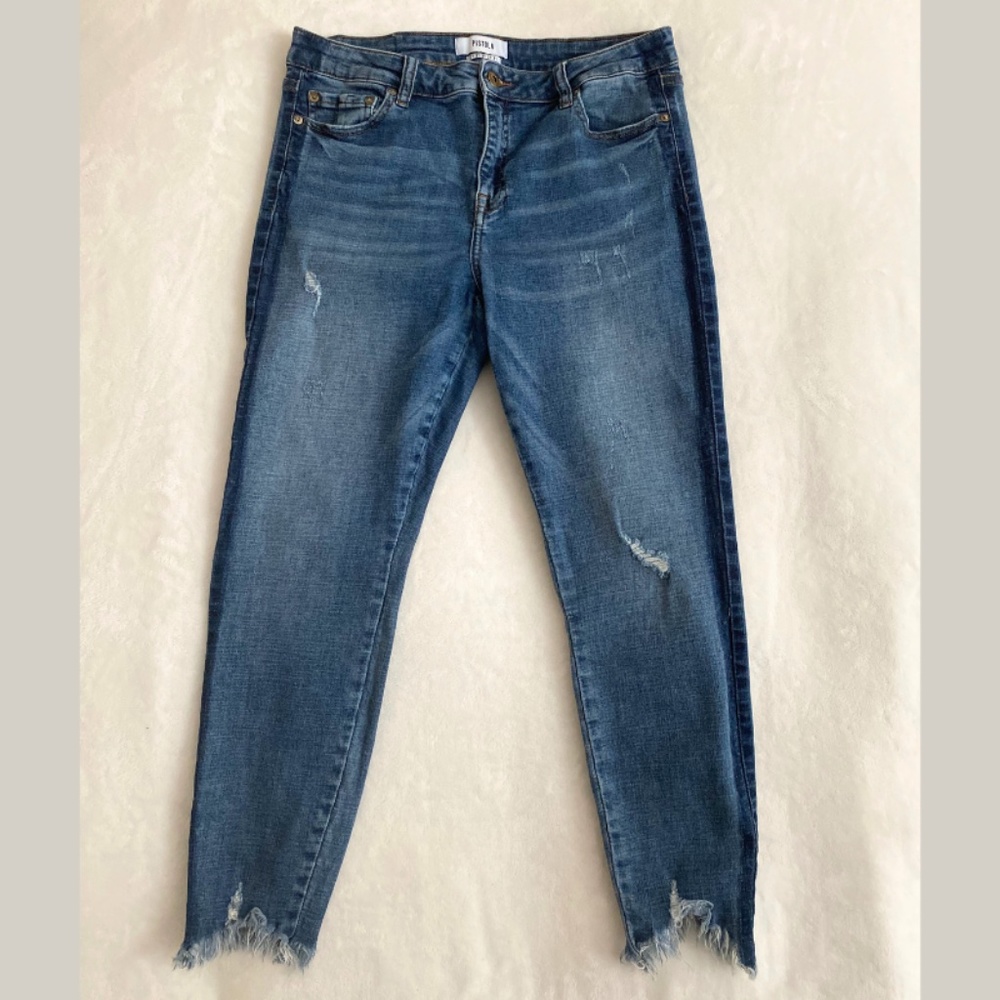 PISTOLA Women's Distressed cropped jeans Size 31